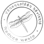 Dragonfly Collection's stamp-like label in which a handdrawn picture of a dragonfly in the middle and the text ”Vähennetään hävikkiä - Reduce waste” on the round.